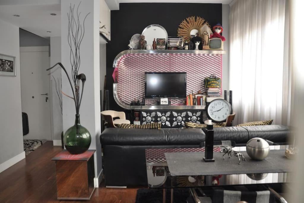 Loft En Begona Junto Al Casco Viejo By Urban Hosts Leilighet Bilbao Eksteriør bilde
